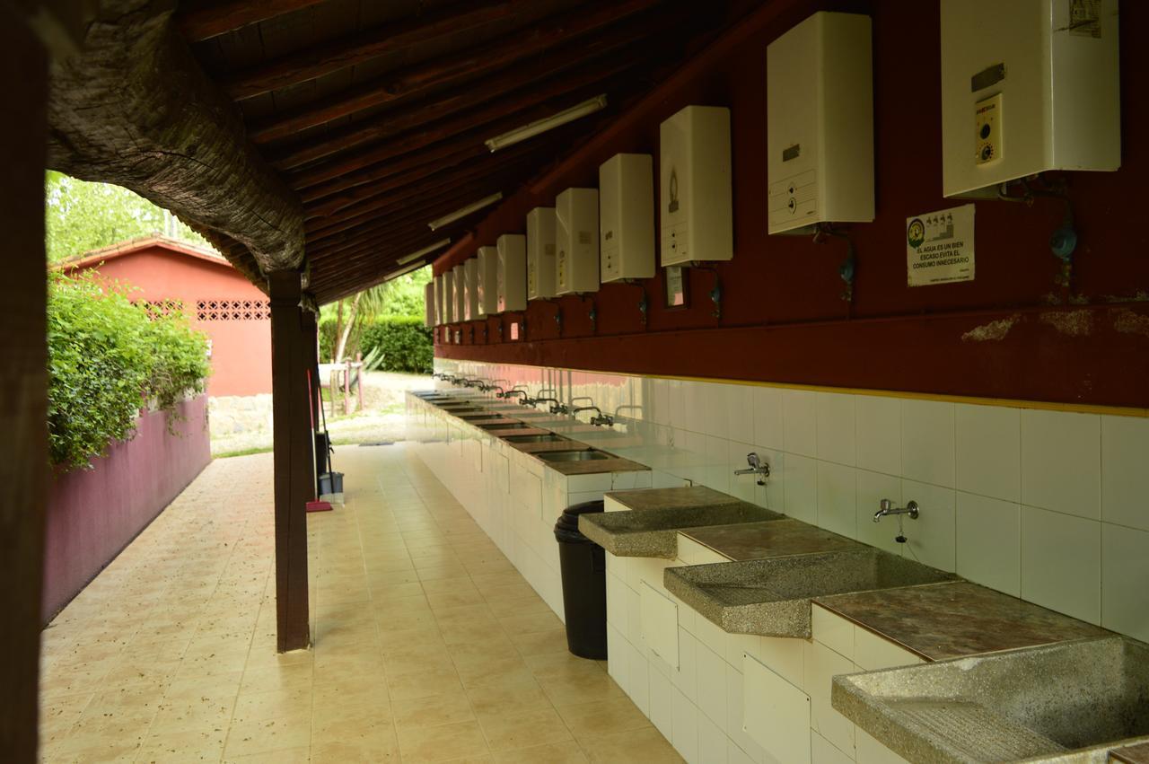 Camping El Pinajarro Hervás Kültér fotó