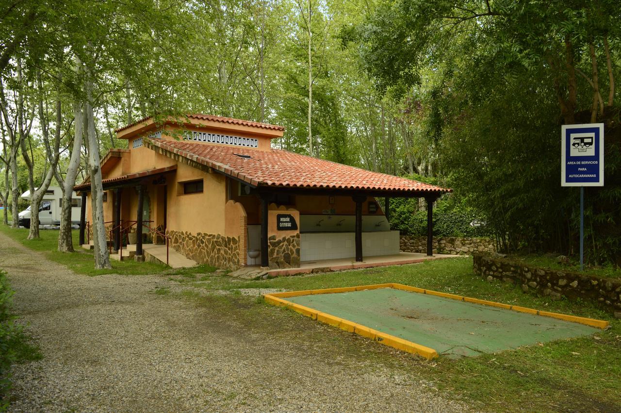 Camping El Pinajarro Hervás Kültér fotó